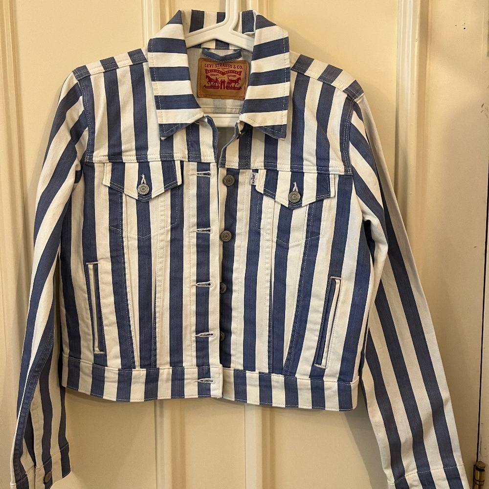 Levi’s Striped Jacket - Medium (Runs Small)